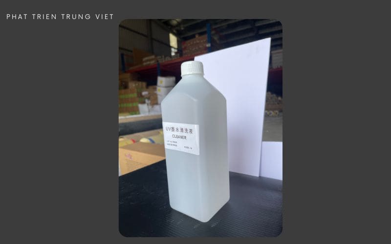 Làm sạch đầu in bằng nước rửa UV 